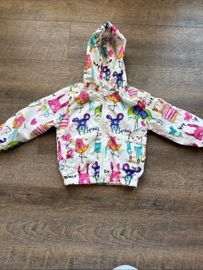 💕3/20Gymboree White Hooded Jacket with Pink, Blue, Green and Yellow Animal Print